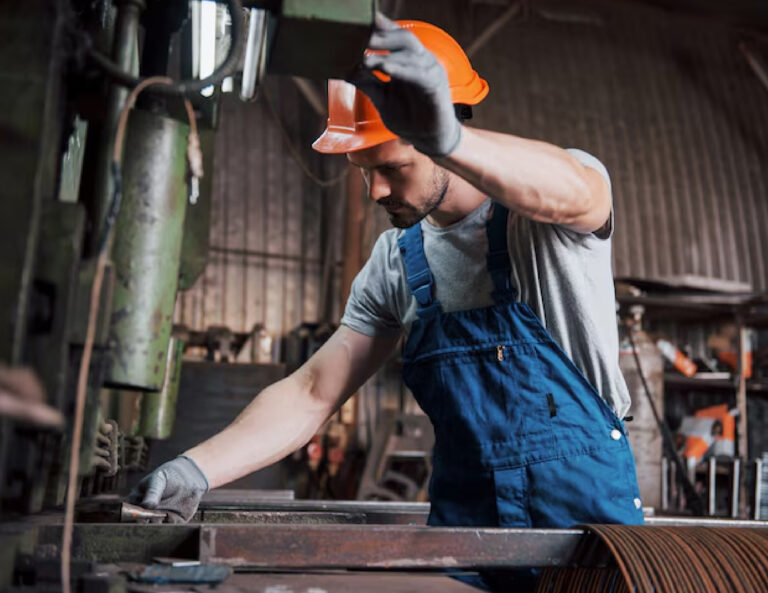 Metal Fabricator (Fitter) Course